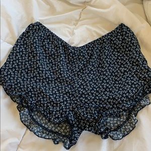 brandy melville navy floral shorts